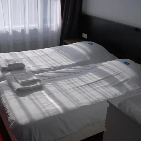 Aparthotel Hotel Ptc Plus